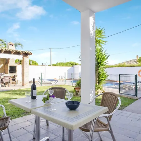 Landhaus Casa Villanueva 2 - Solo Familias Conil De La Frontera